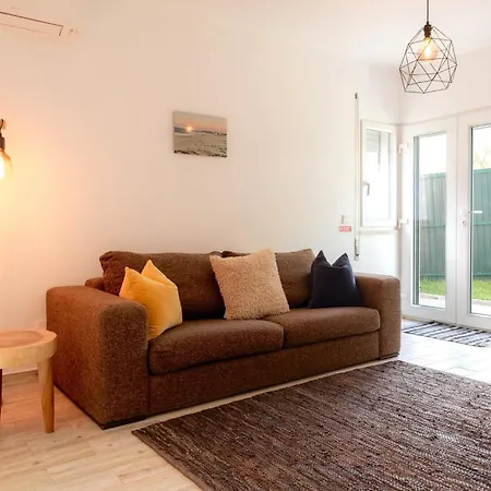1bd Close To * Lourinha (Lisbon)