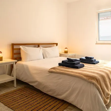 1bd Close To Apartment