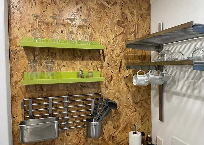 1bd Close To * 로리냐